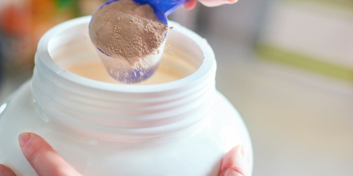 Guide to the Best Protein Powders for Women in 2026