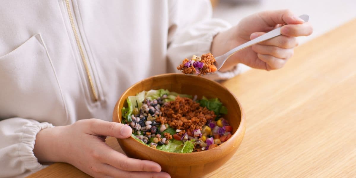 Vegan Protein Bars: Top Ingredients and DIY Tips