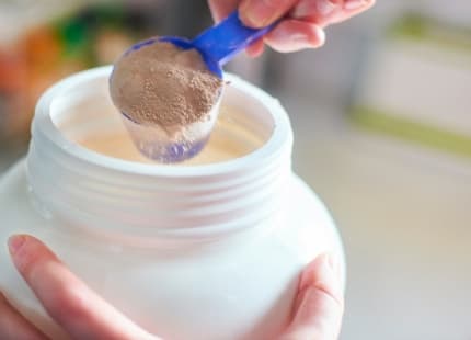 Guide to the Best Protein Powders for Women in 2026