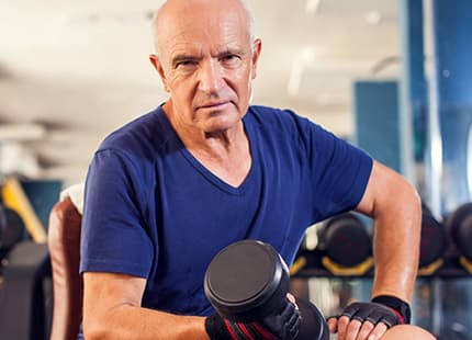 طريقة بناء العضلات بعد سن الخمسين